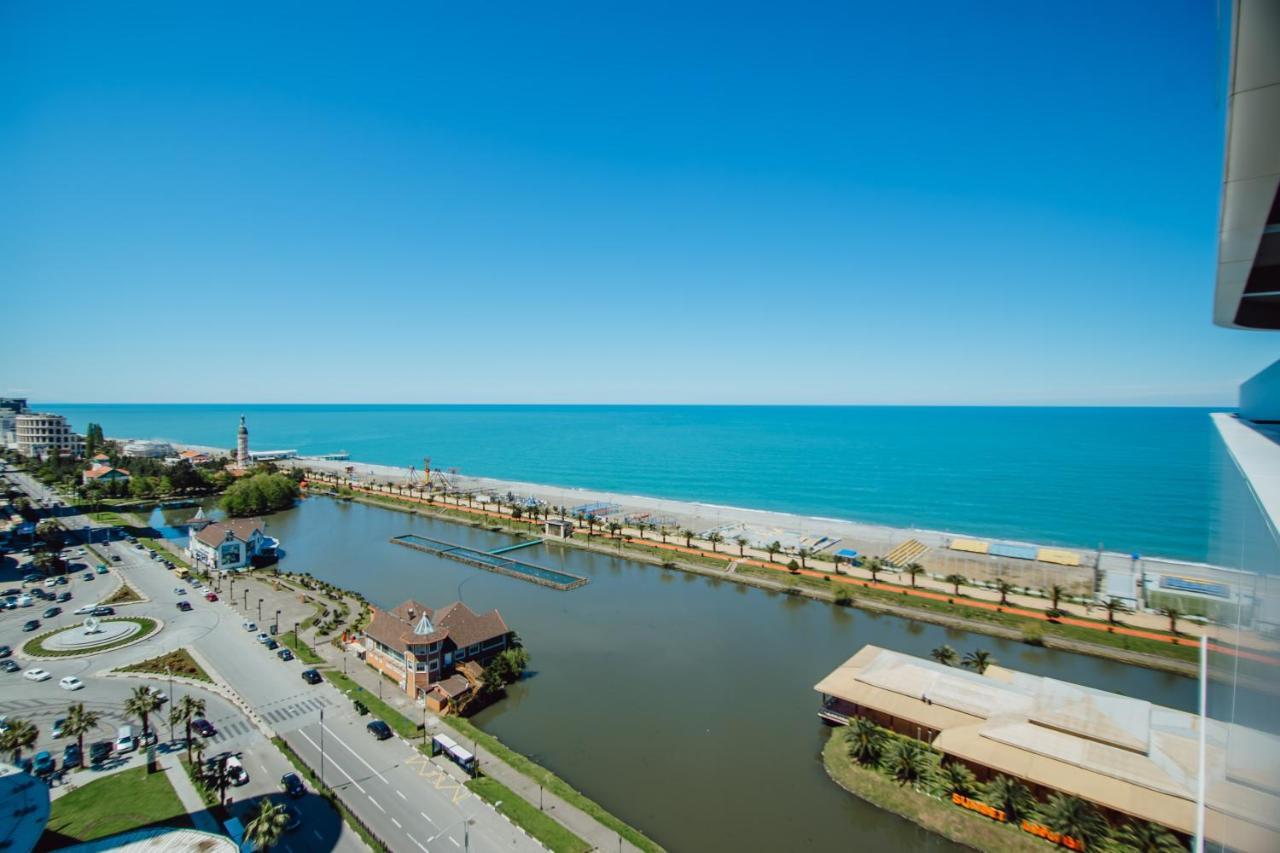 Your Sunshine Apartments Batumi Exterior foto
