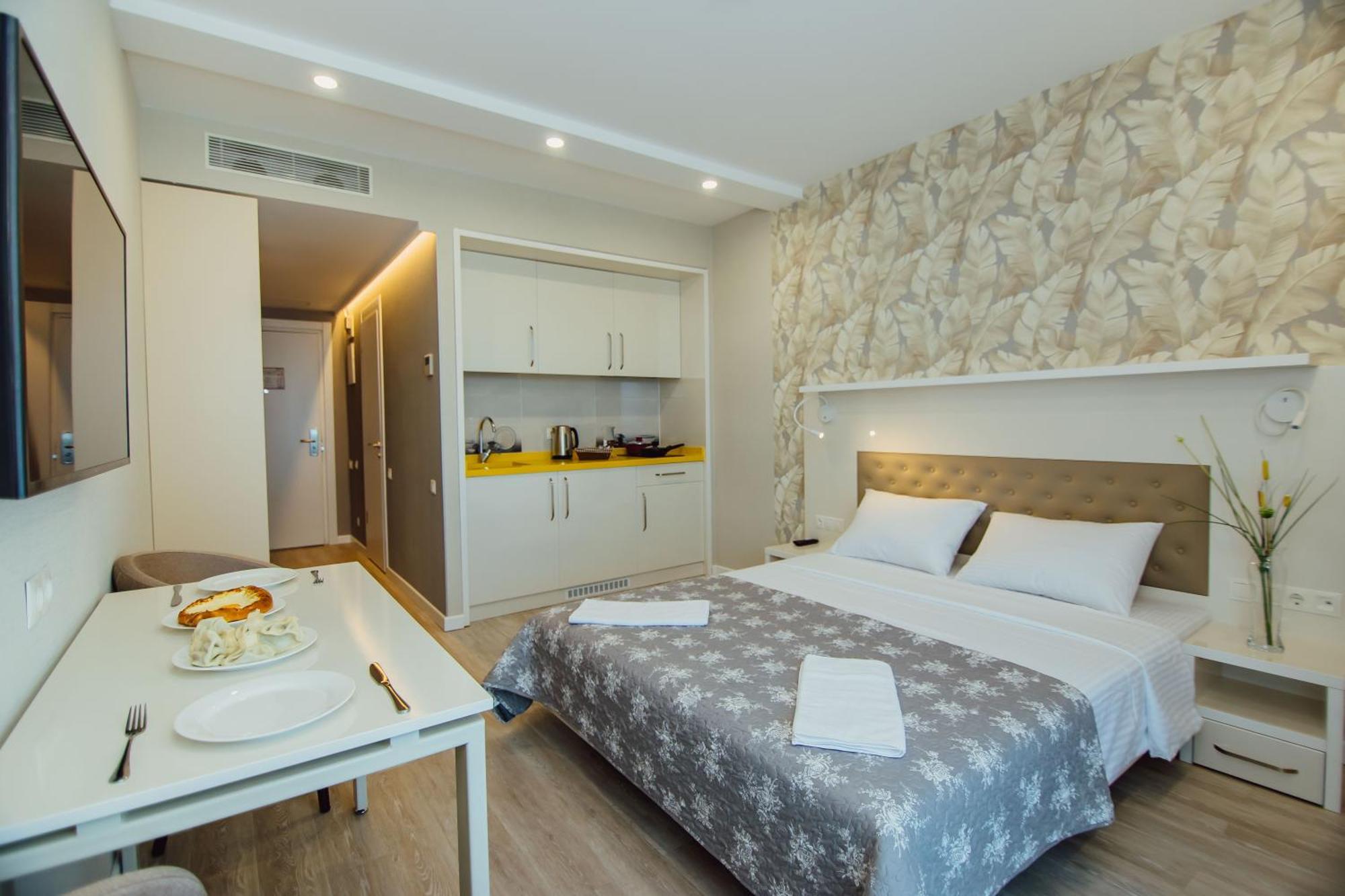 Your Sunshine Apartments Batumi Exterior foto